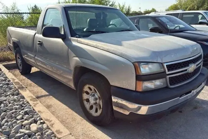 2006 Chevrolet Silverado 1500 Work Truck photo 1