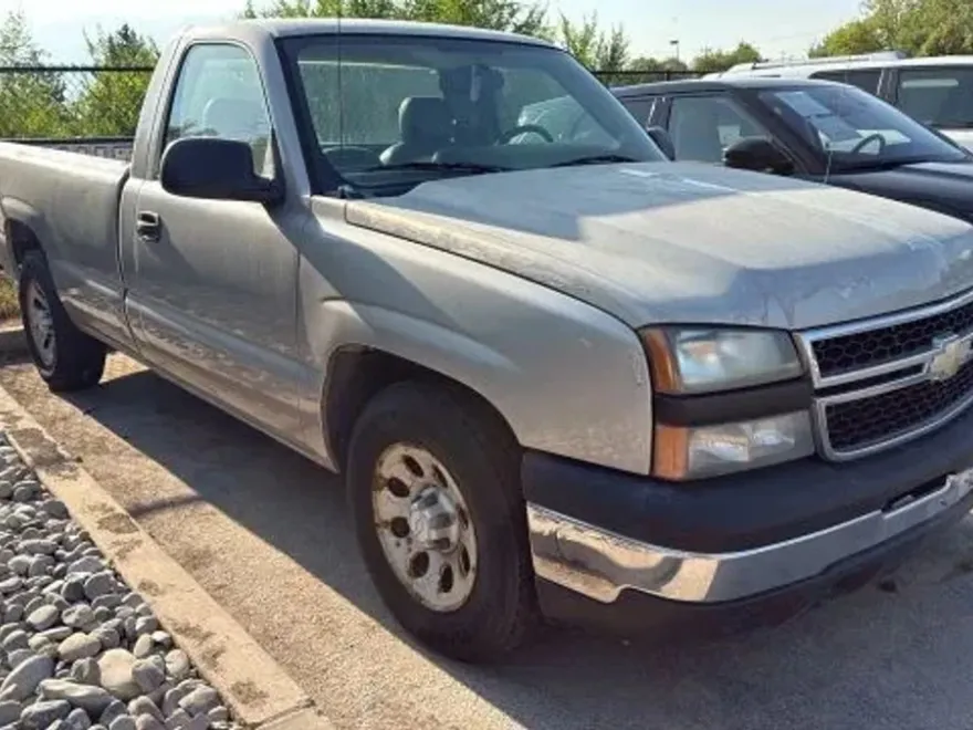 2006 Chevrolet Silverado 1500 Work Truck photo 1