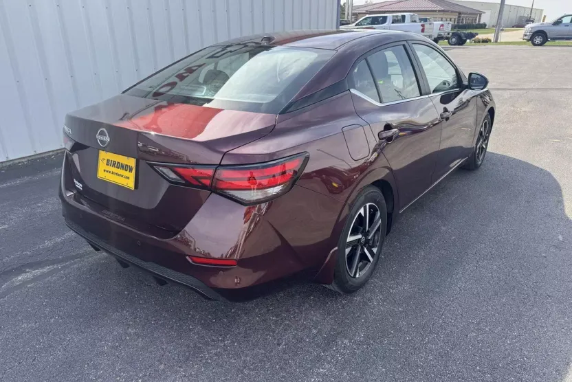 2025 Nissan Sentra SV photo 1