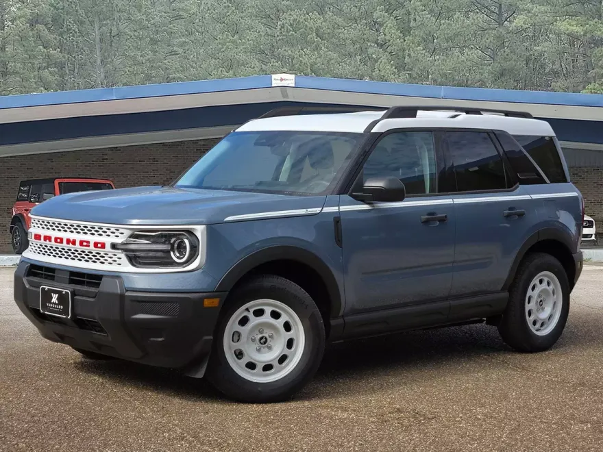 2025 Ford Bronco Sport Heritage photo 1