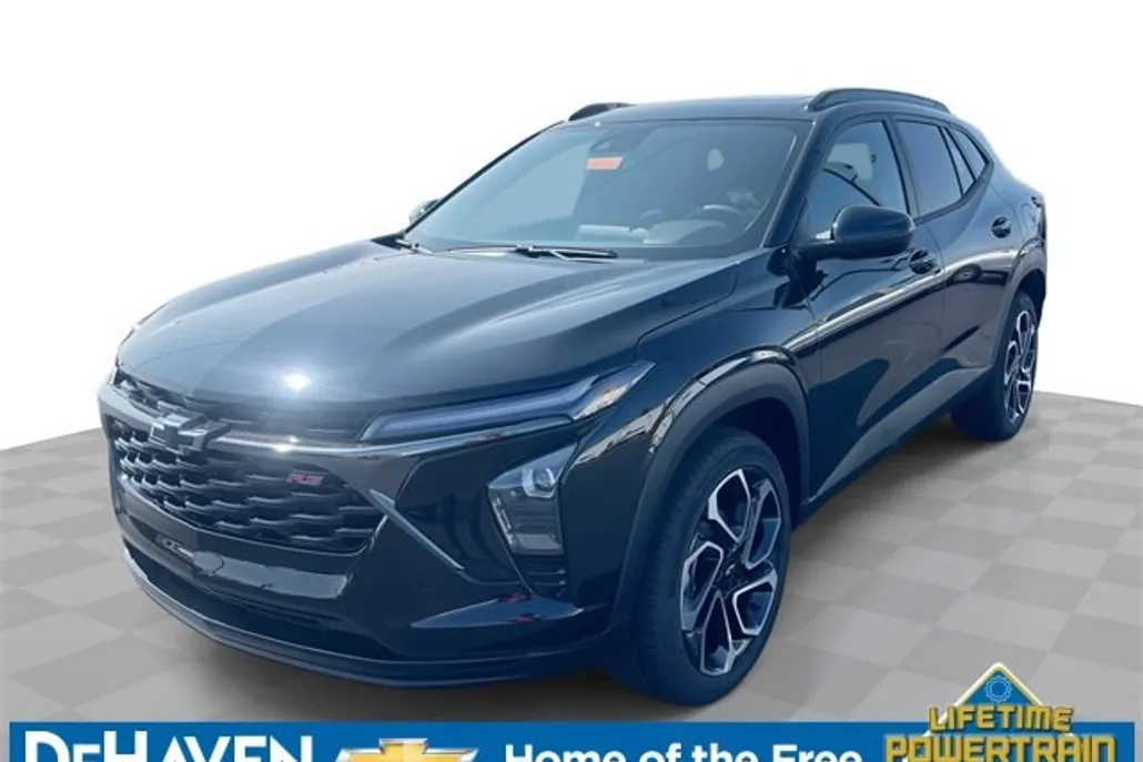 2025 Chevrolet Trax photo 1