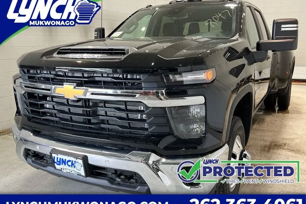 2025 Chevrolet Silverado 3500HD LT photo 1