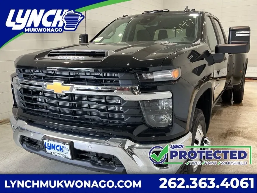 2025 Chevrolet Silverado 3500HD LT photo 1