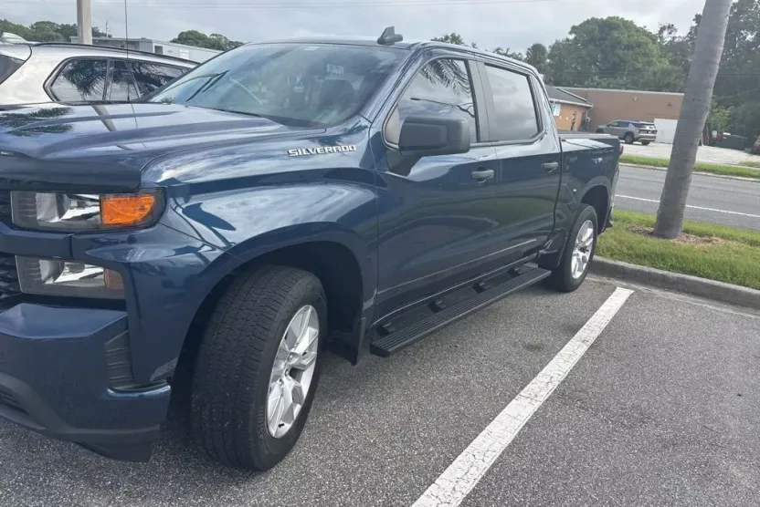 2021 Chevrolet Silverado 1500 Custom photo 1