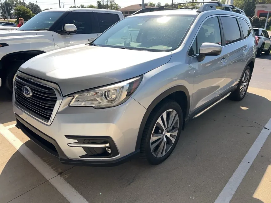 2021 Subaru Ascent Limited photo 1