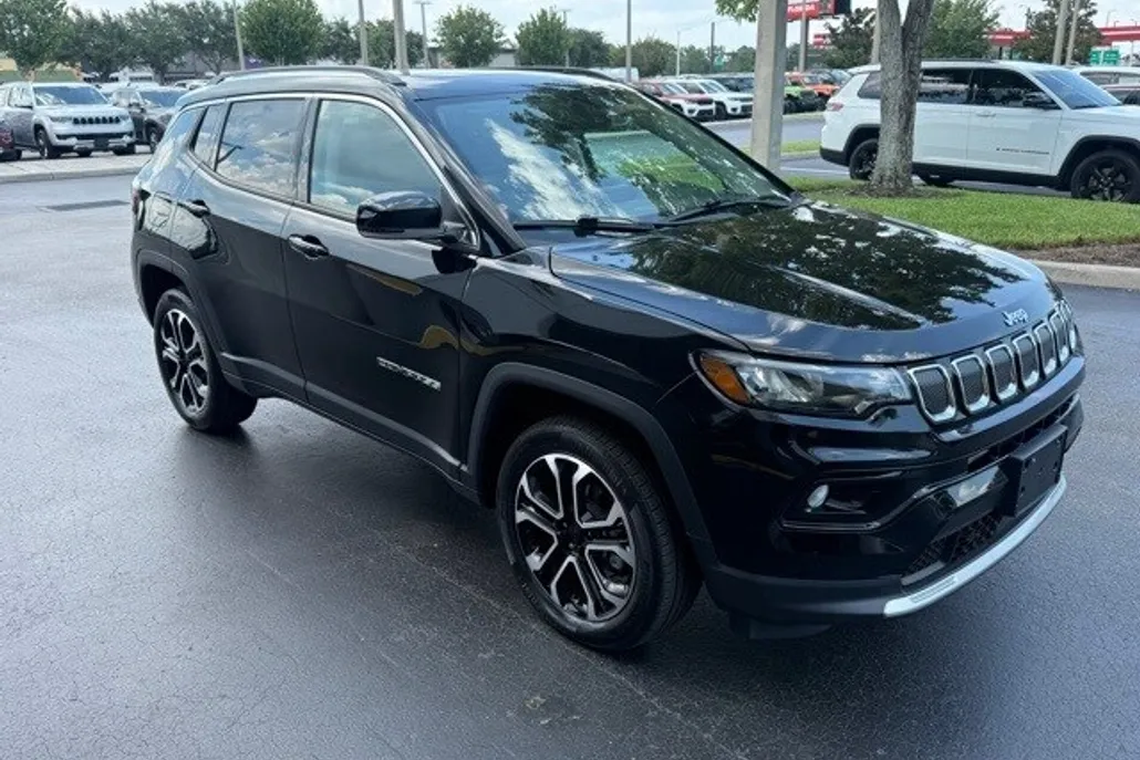 2022 Jeep Compass Limited photo 1
