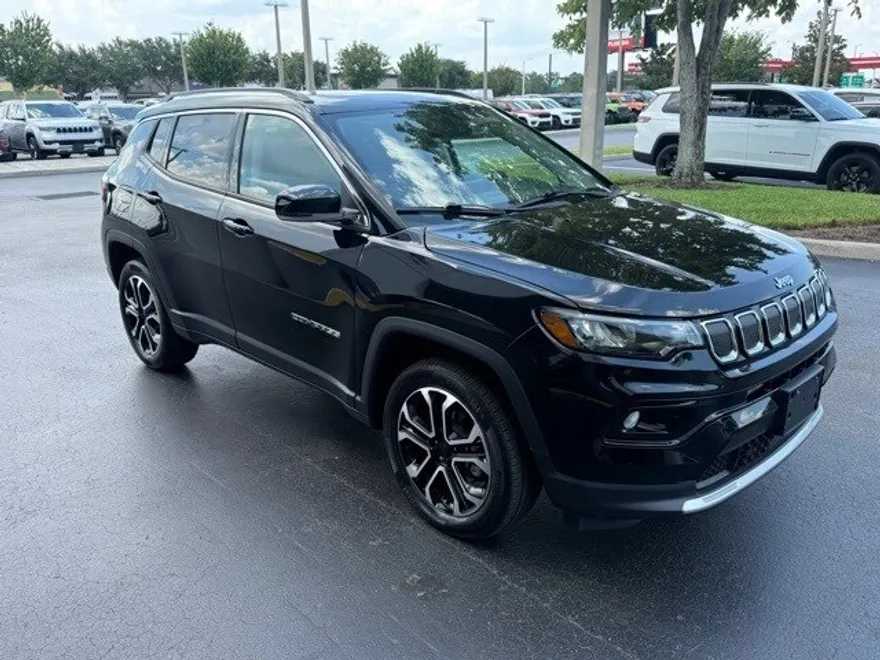 2022 Jeep Compass Limited photo 1