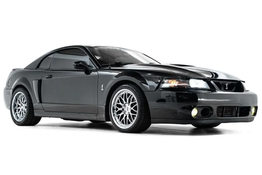 2004 Ford Mustang Cobra photo 1