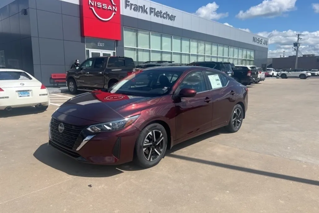 2025 Nissan Sentra SV photo 1