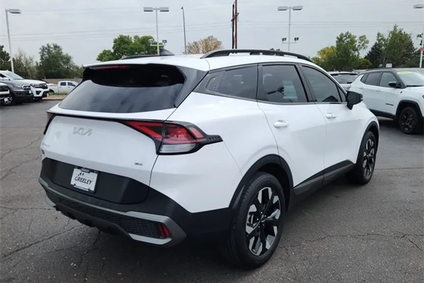 2023 Kia Sportage X-Line photo 1