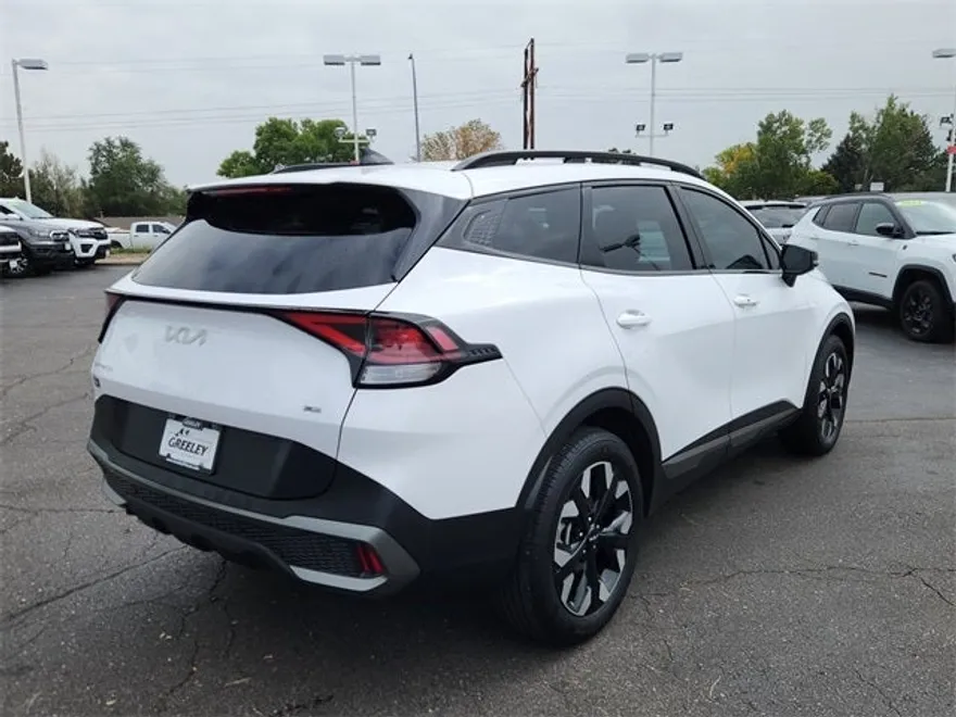 2023 Kia Sportage X-Line photo 1