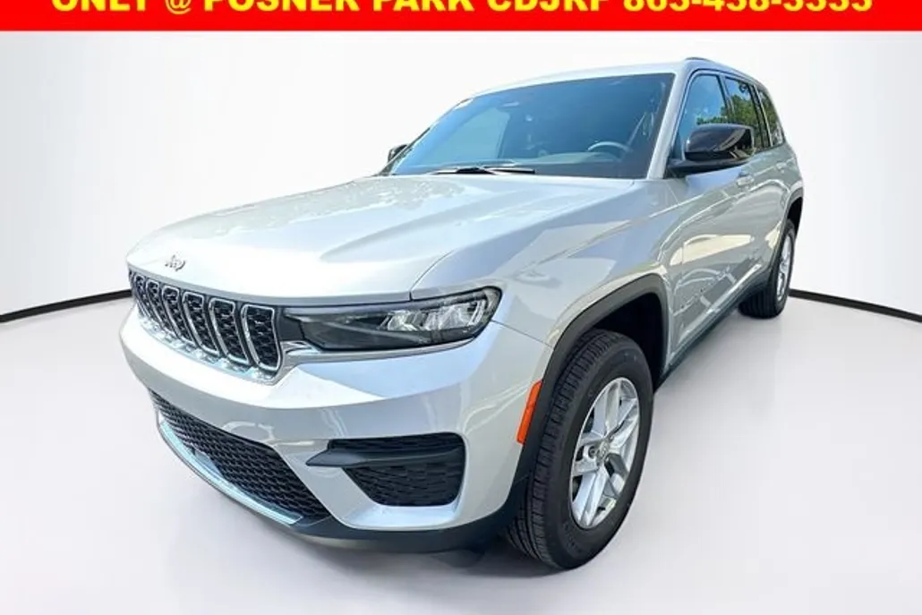 2025 Jeep Grand Cherokee Laredo X photo 1