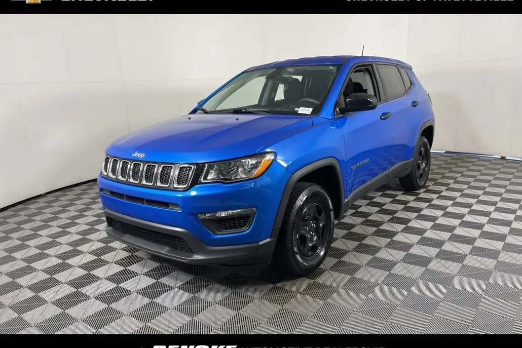 2018 Jeep Compass Sport photo 1