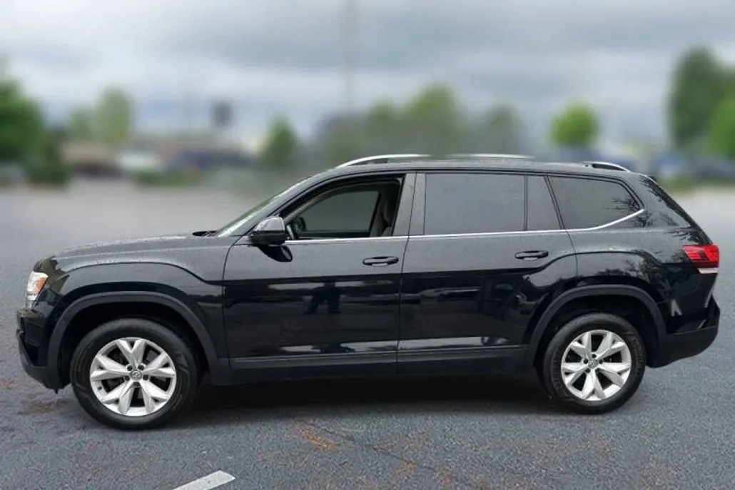 2018 Volkswagen Atlas V6 SE photo 1
