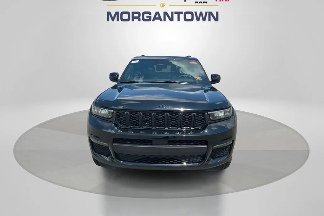 2025 Jeep Grand Cherokee Limited photo 1