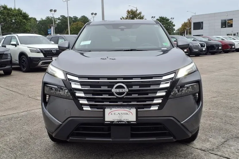 2026 Nissan Rogue SV photo 1