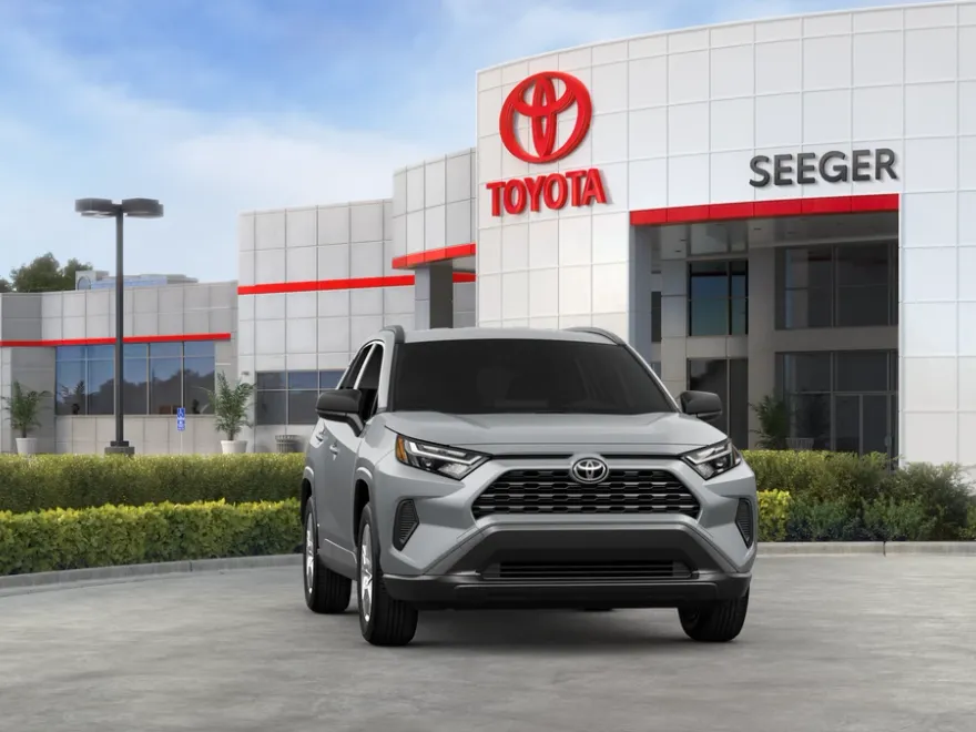 2025 Toyota RAV4 Hybrid LE photo 1