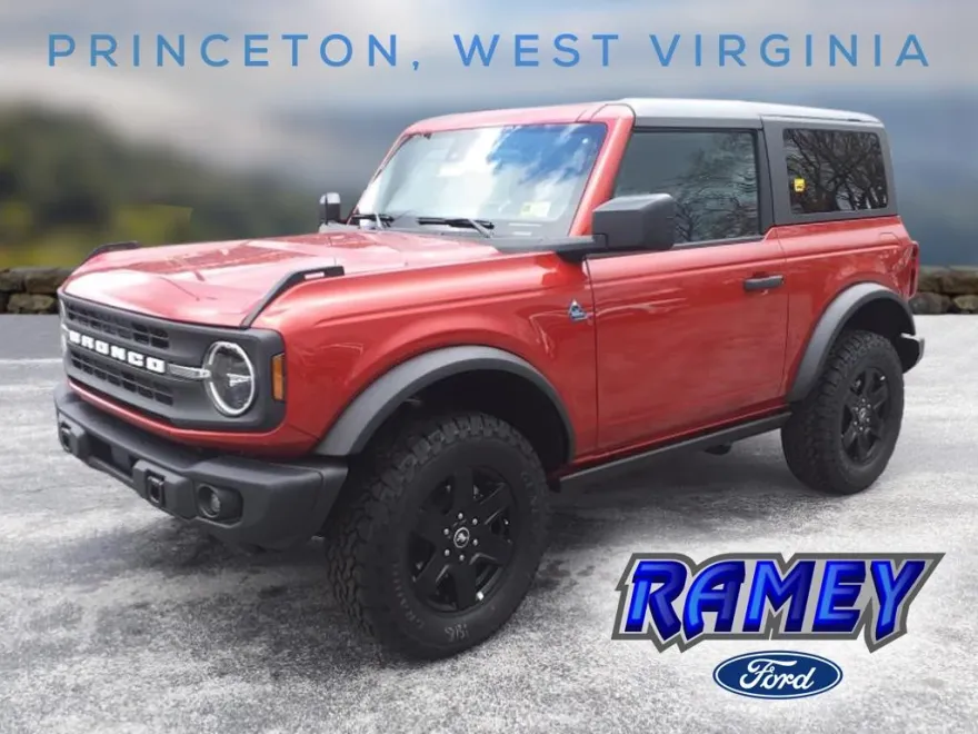2024 Ford Bronco Black Diamond photo 1