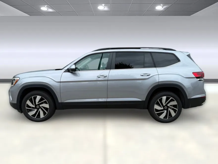 2024 Volkswagen Atlas SE Technology photo 1