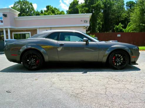 2021 Dodge Challenger R/T Scat Pack Widebody photo 4