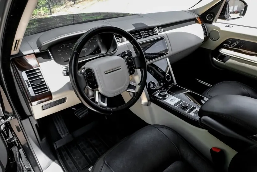 2018 Land Rover Range Rover SuperCharged photo 1