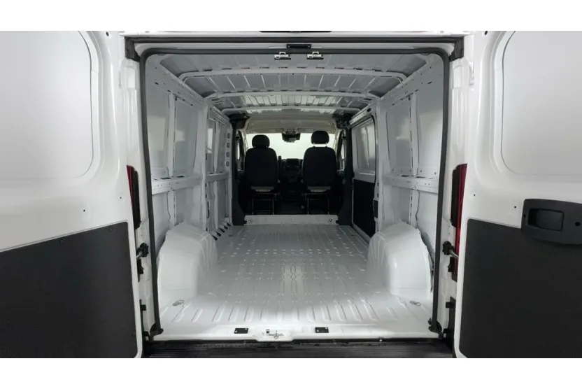 2025 Ram ProMaster 1500 Tradesman photo 1