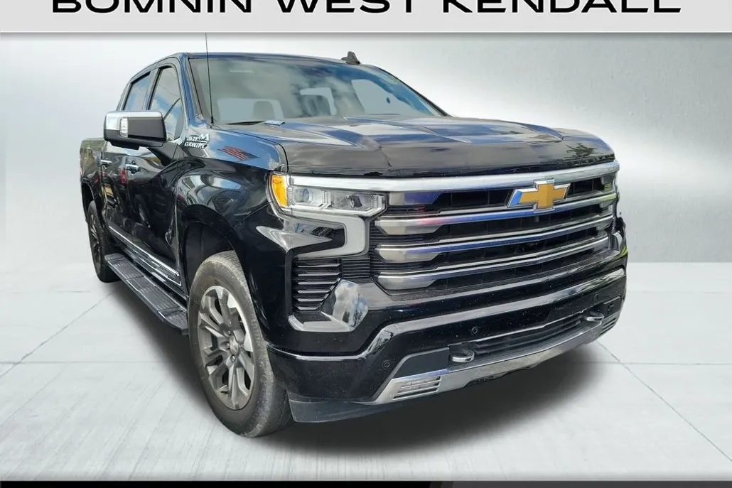 2023 Chevrolet Silverado 1500 High Country photo 1