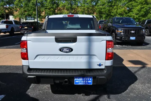 2025 Ford Maverick XLT photo 3