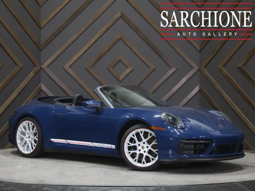 2023 Porsche 911 GTS photo 1