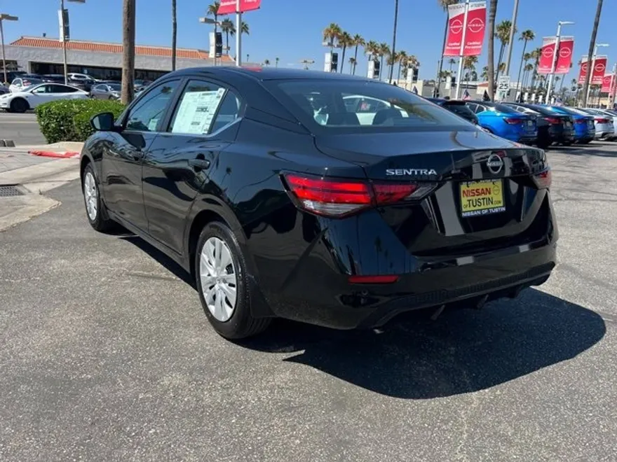 2025 Nissan Sentra S photo 1
