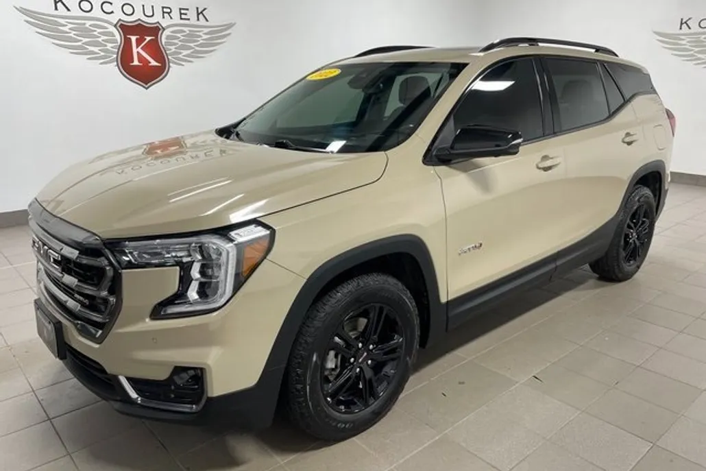 2022 Gmc Terrain AT4 photo 1