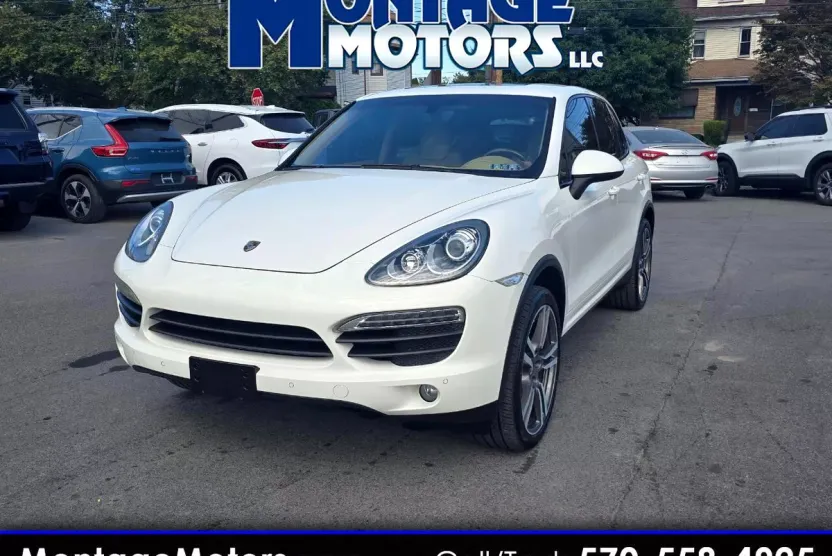 2012 Porsche Cayenne S photo 1