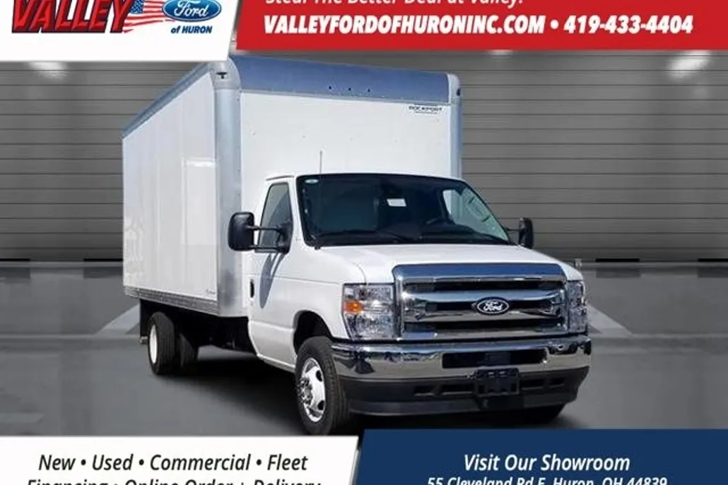 2026 Ford E-450 photo 1