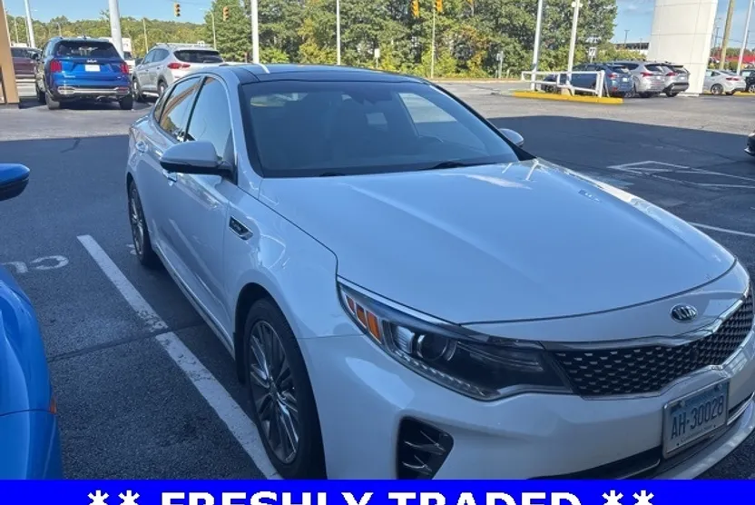 2016 Kia Optima photo 1