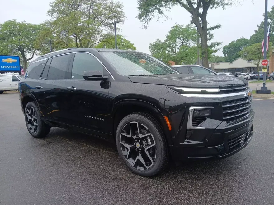 2025 Chevrolet Traverse High Country photo 1
