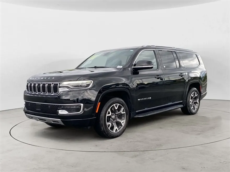 2023 Jeep Wagoneer L Series III photo 1