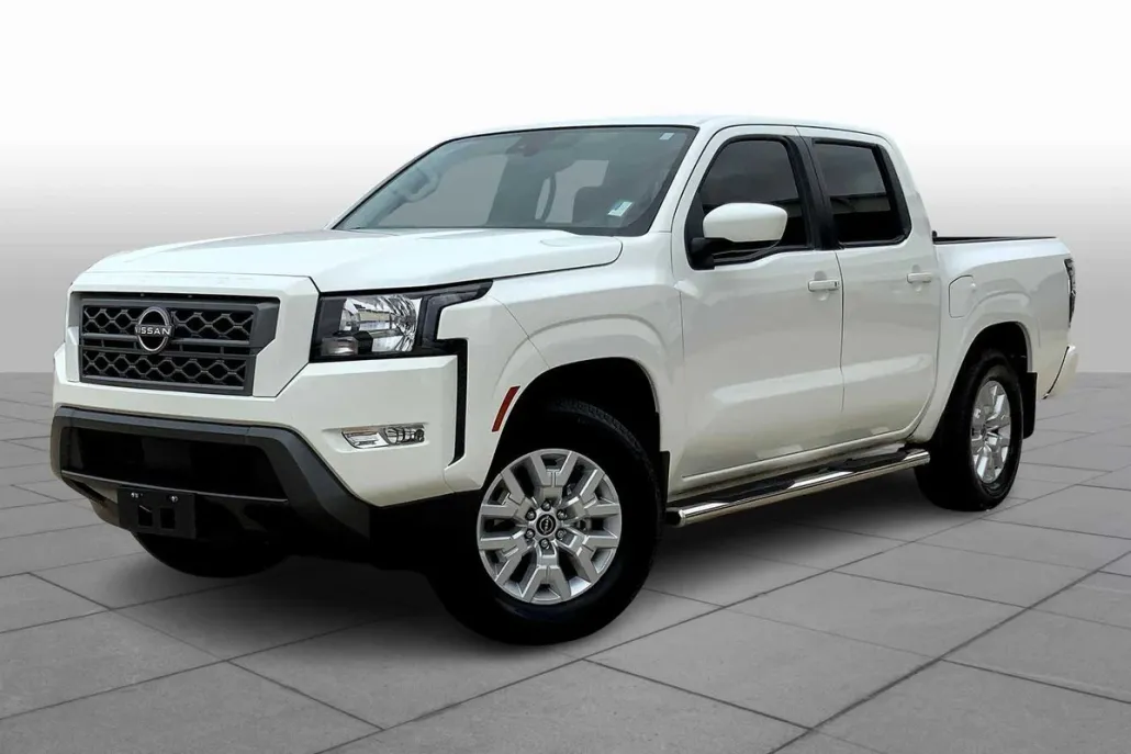 2024 Nissan Frontier SV photo 1