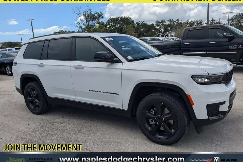 2025 Jeep Grand Cherokee Altitude photo 1