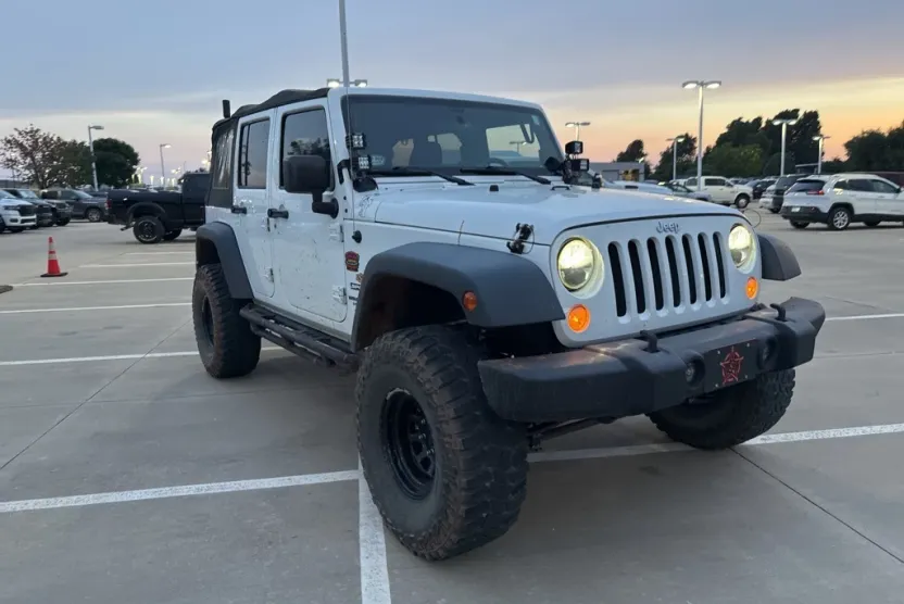 2015 Jeep Wrangler Unlimited Sport photo 1