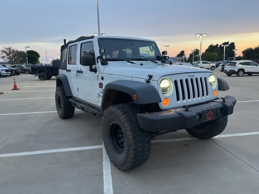 2015 Jeep Wrangler Unlimited Sport photo 1