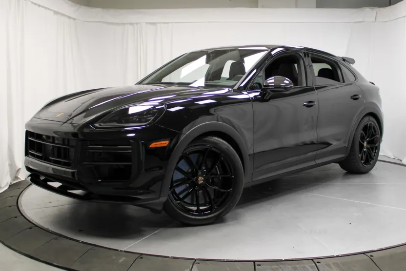 2025 Porsche Cayenne Coupe Turbo GT photo 1