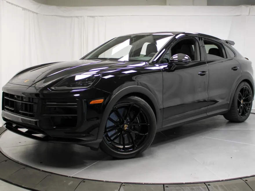 2025 Porsche Cayenne Coupe Turbo GT photo 1