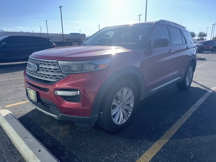 2022 Ford Explorer Limited photo 1