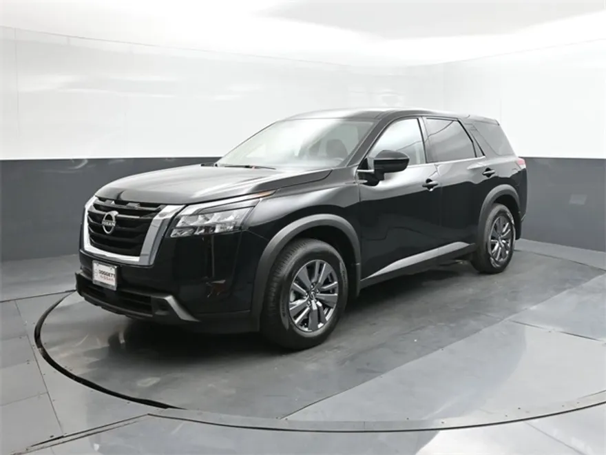 2025 Nissan Pathfinder S photo 1