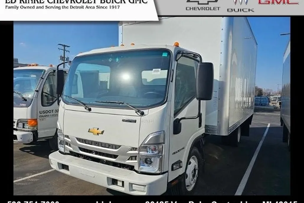 2024 Chevrolet Silverado 4500HD Base photo 1