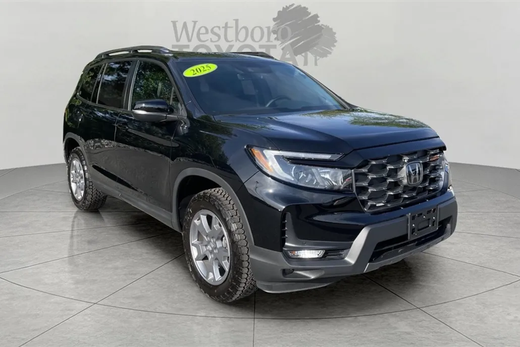 2025 Honda Passport TrailSport photo 1