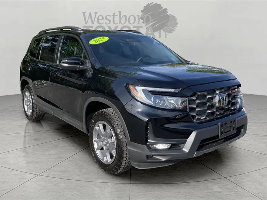 2025 Honda Passport TrailSport photo 1