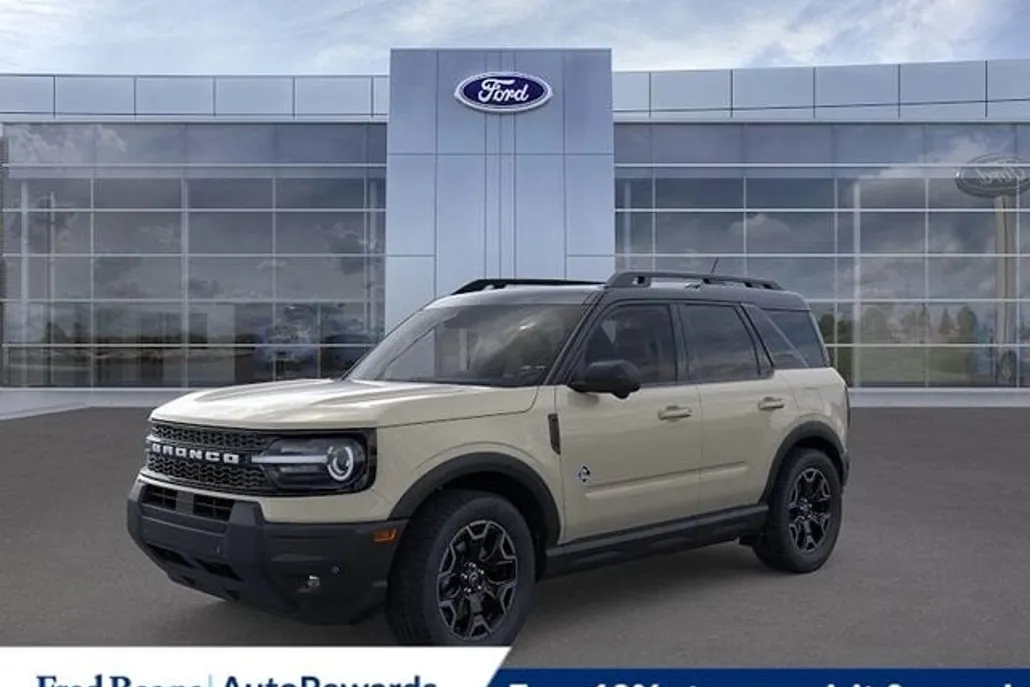 2025 Ford Bronco Sport Outer Banks photo 1