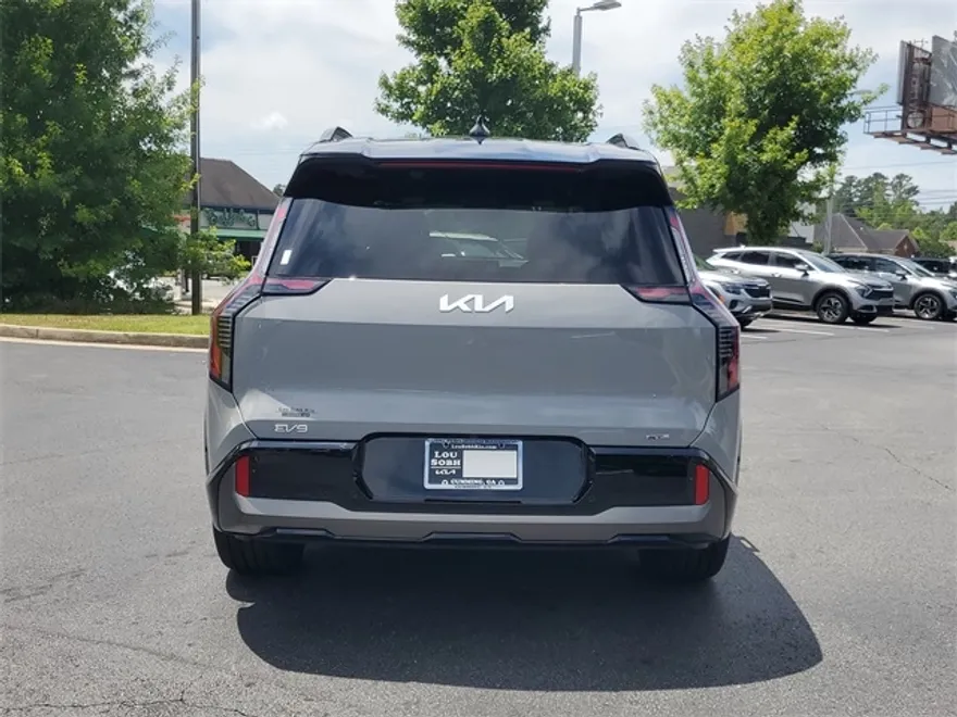 2026 Kia EV9 GT-Line photo 1