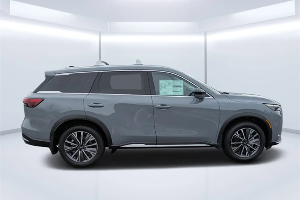 2026 Infiniti QX60 Luxe photo 1